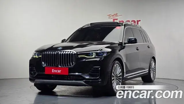 BMW X7 xDrive 40i Design Pure Excellence 6-Seater 2021