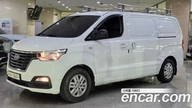 Hyundai Starex Van 3-Seater Smart 2021