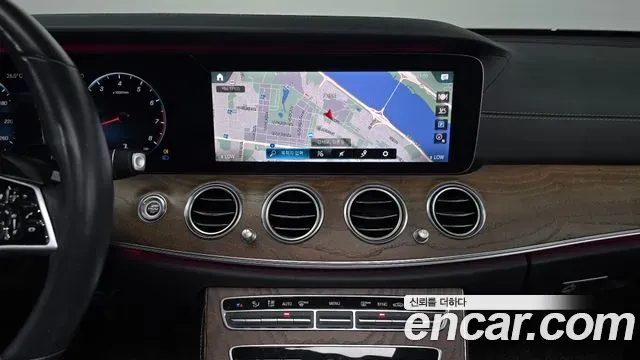 Mercedes-Benz E-Class E250 Exclusive 2021 — фото 14