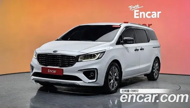 Kia Carnival 9-Seater Prstige 2019