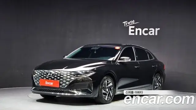 Hyundai Grandeur Premium 2022