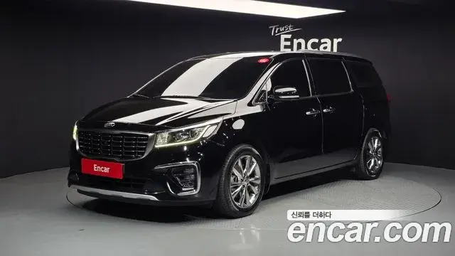 Kia Carnival 7-Seater Limousine President 2019