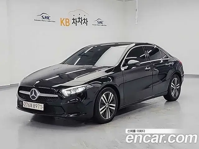Mercedes-Benz A-Class A220 Sedan 2022