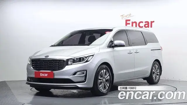 Kia Carnival 11-Seater Prestige 2020