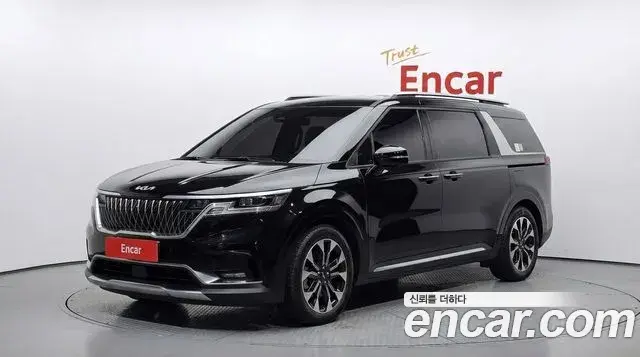 Kia Carnival 9-Seater Signature 2022