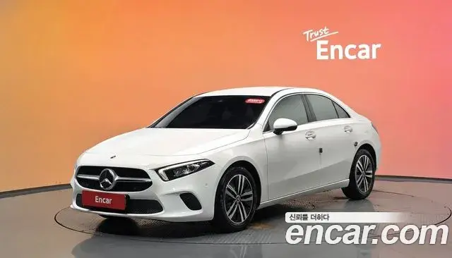 Mercedes-Benz A-Class A220 Sedan 2022
