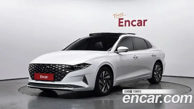 Hyundai Grandeur Le Blanc 2022