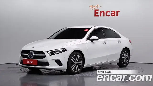 Mercedes-Benz A-Class A220 Sedan 2021