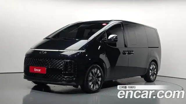 Hyundai Staria 4WD Lounge 9-Seater Inspiration 2022