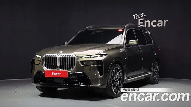 BMW X7 xDrive 40i M Sport 6STR 2025