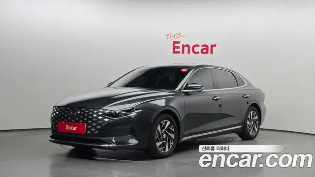 Hyundai Grandeur Premium 2022