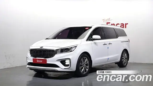 Kia Carnival 9-Seater Prstige 2019