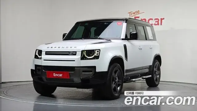 Land Rover Defender 110 P300 X-Dynamic SE 2024