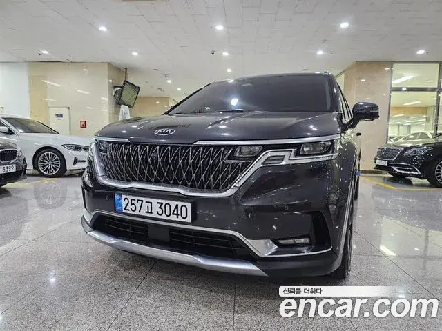 Kia Carnival Diesel 9-Seater Signature 2020