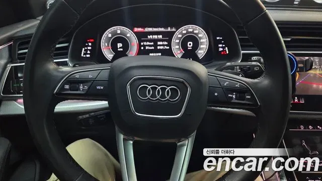 Audi Q8 45 TDI Quattro Premium 2021 — фото 18