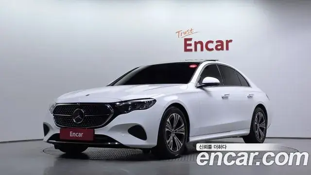 Mercedes-Benz E-Class E200 Avantgarde 2025