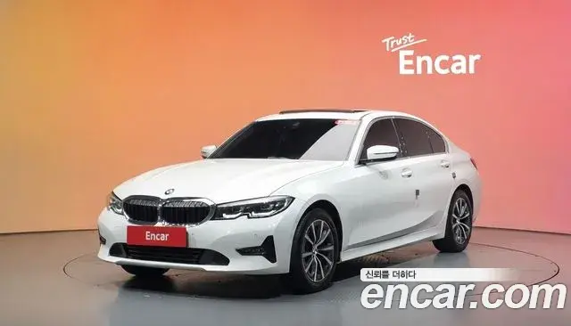 BMW 3-Series 320i 2021