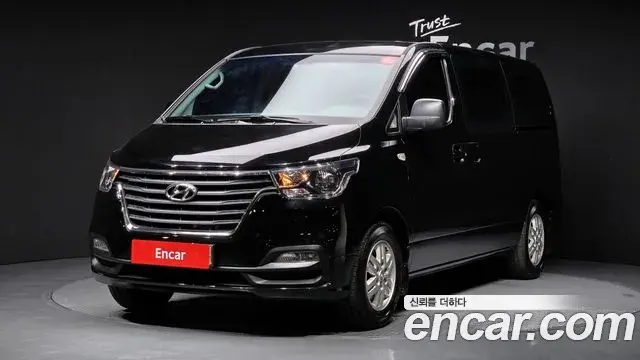 Hyundai Starex Van 3-Seater Smart 2019
