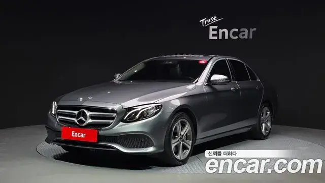 Mercedes-Benz E-Class E300 Avantgarde 2019