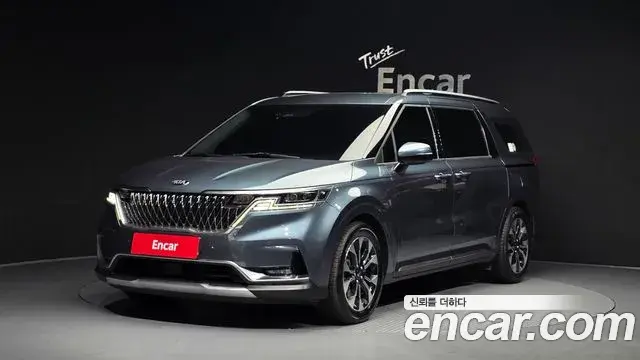 Kia Carnival Gasoline 7-Seater Signature 2020
