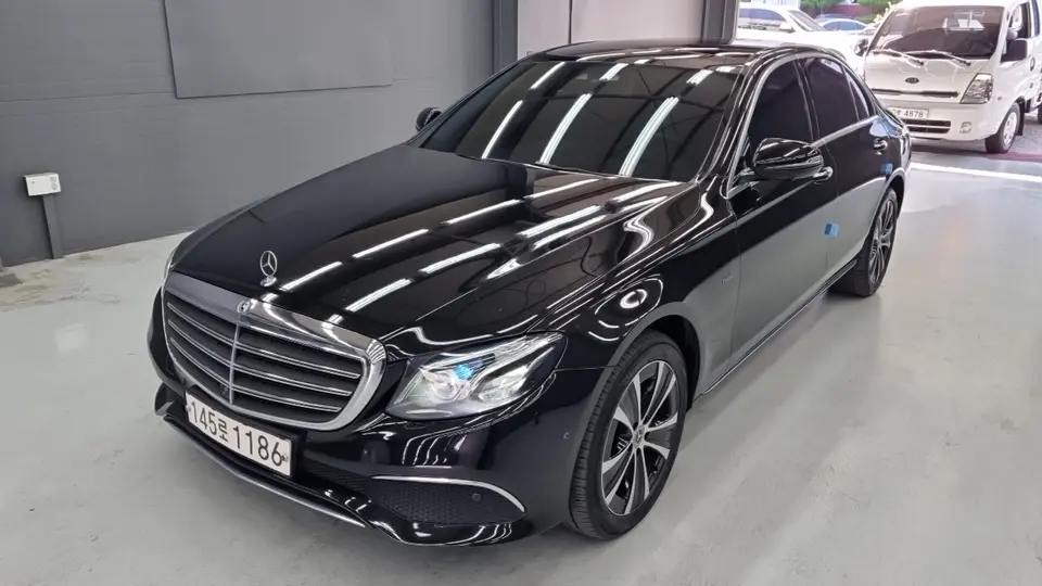 Mercedes-Benz E-Class E300e Exclusive 2019
