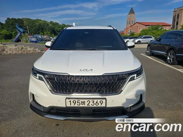 Kia Carnival Diesel 9-Seater Noblesse 2023