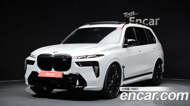 BMW X7 M60i xDrive M sport 6STR 2025