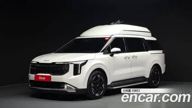 Kia Carnival HEV 7-Seater Hi Limousine Signature 2024