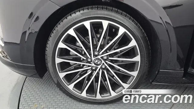 Hyundai Grandeur 3.5 Gasoline 2WD Calligraphy 2023 — фото 5