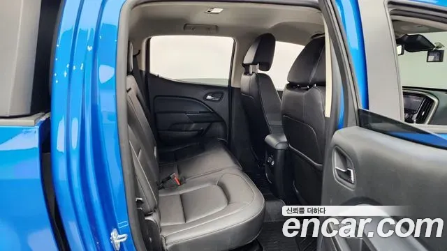 Chevrolet Colorado 3.6 Z71-X 4WD 2021 — фото 11