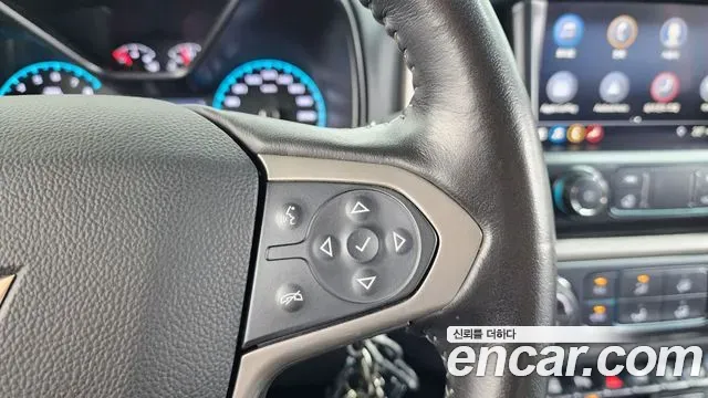 Chevrolet Colorado 3.6 Z71-X 4WD 2021 — фото 17