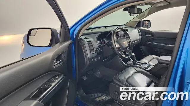 Chevrolet Colorado 3.6 Z71-X 4WD 2021 — фото 10