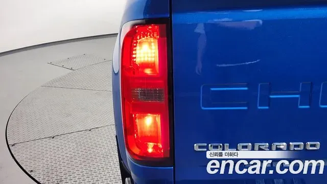 Chevrolet Colorado 3.6 Z71-X 4WD 2021 — фото 23