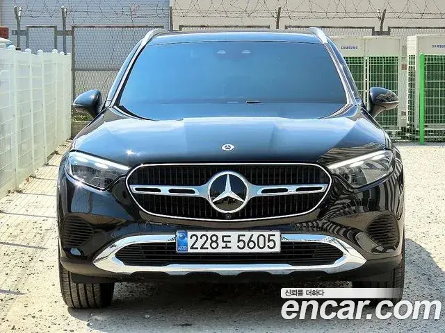 Mercedes-Benz GLC-Class GLC 300 4MATIC Avantgarde 2025