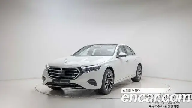 Mercedes-Benz E-Class E300 4MATIC Exclusive 2025