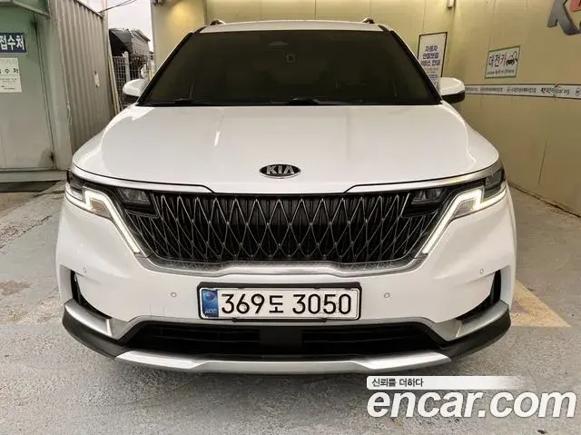 Kia Carnival Diesel 9-Seater Noblesse 2021