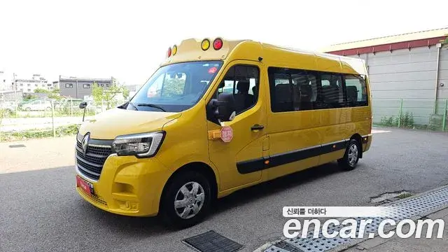 Renault Korea Master School Bus 15-Seater 2020