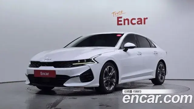 Kia K5 1.6 Turbo Signature 2023