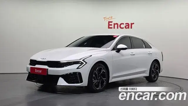 Kia K5 2.0 Prestige 2025