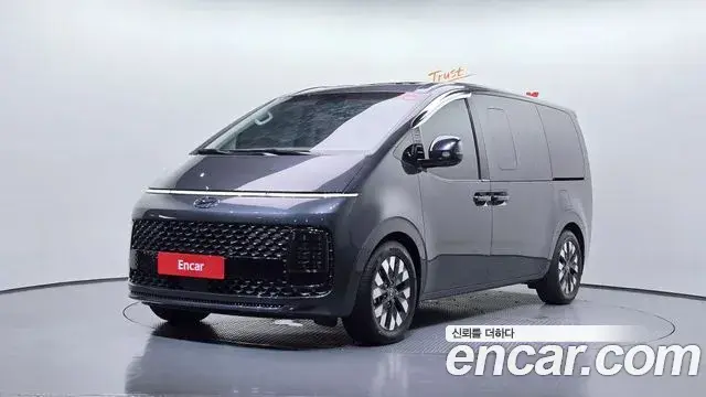 Hyundai Staria 4WD Lounge 9-Seater Inspiration 2022