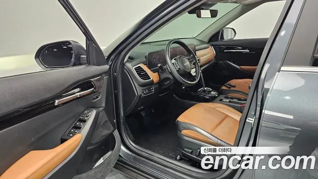 Kia Seltos Gasoline 2.0 2WD Signature 2022 — фото 10