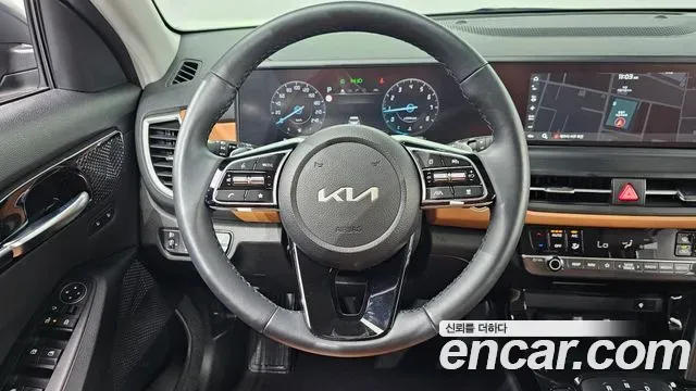 Kia Seltos Gasoline 2.0 2WD Signature 2022 — фото 15