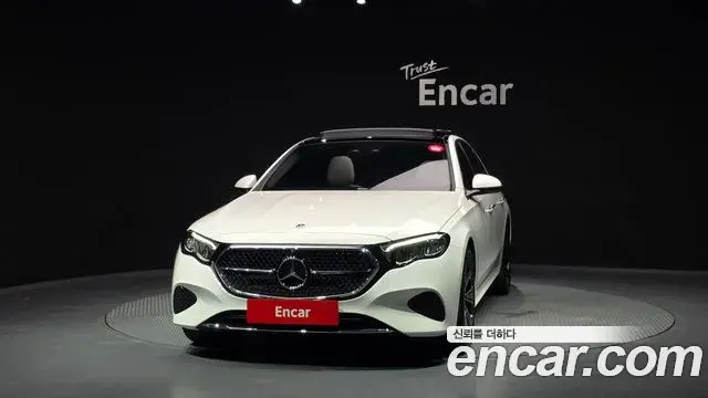 Mercedes-Benz E-Class E200 Avantgarde 2025
