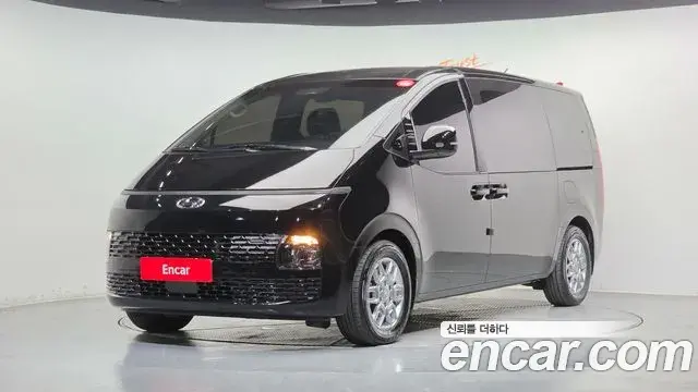 Hyundai Staria Tourer 11-Seater Modern 2021