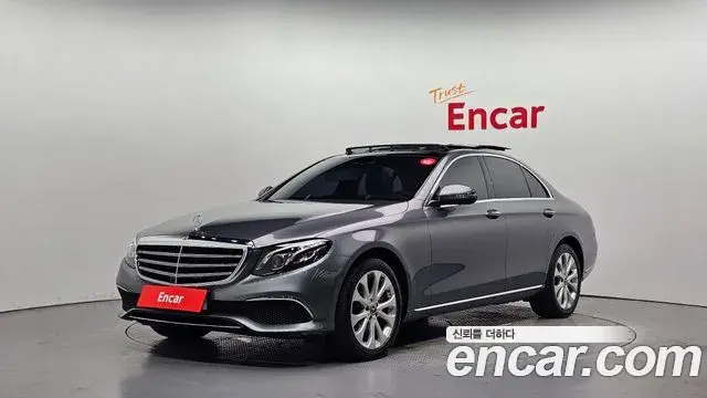 Mercedes-Benz E-Class E300 Exclusive 2019