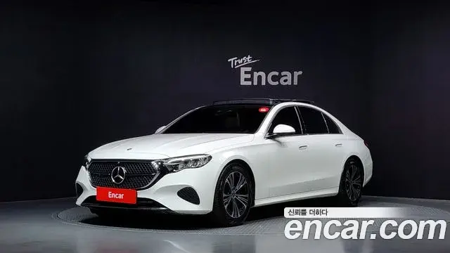 Mercedes-Benz E-Class E200 Avantgarde 2025