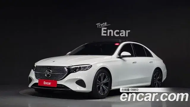 Mercedes-Benz E-Class E200 Avantgarde 2025