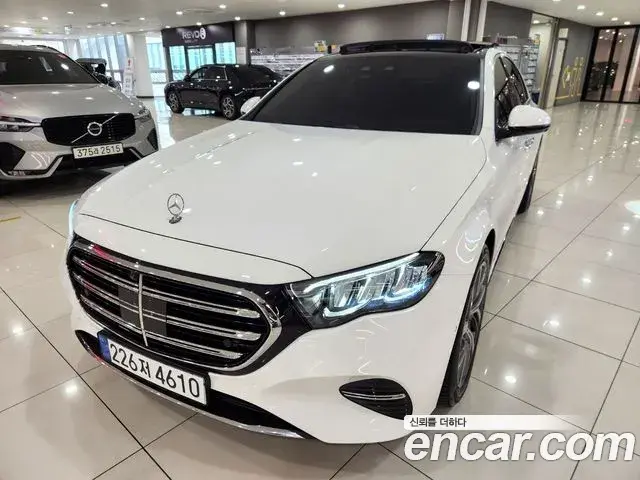 Mercedes-Benz E-Class E220d 4MATIC Exclusive 2024