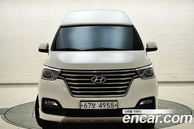 Hyundai Starex 4WD Limousine 2019