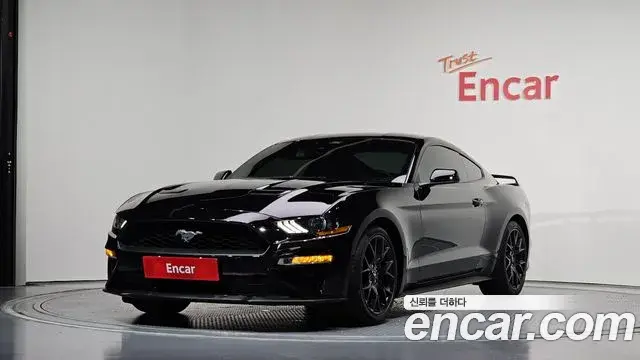 Ford Mustang Coupe 2022